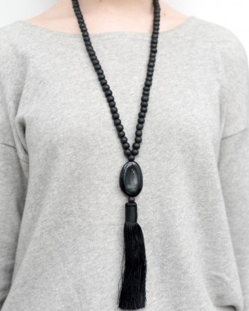 Necklace blackhorn